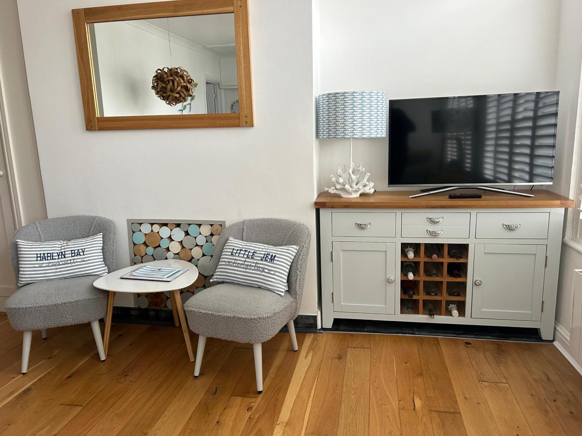 Apartment Little Jem Harlyn Bay Near 7 Bays Saint Merryn